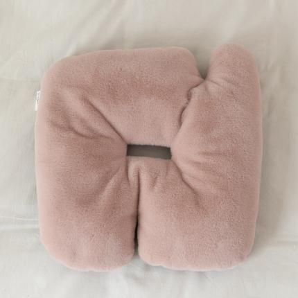 91家纺网 家纺一手货源 找家纺 （总）美茉家居 2021新款NO.兔毛绒异形坐垫