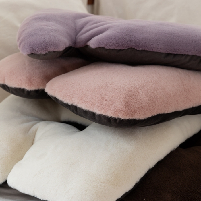 91家纺网 家纺一手货源 找家纺 （总）美茉家居 2021新款NO.兔毛绒异形坐垫