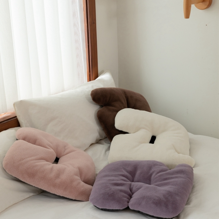 91家纺网 家纺一手货源 找家纺 （总）美茉家居 2021新款NO.兔毛绒异形坐垫