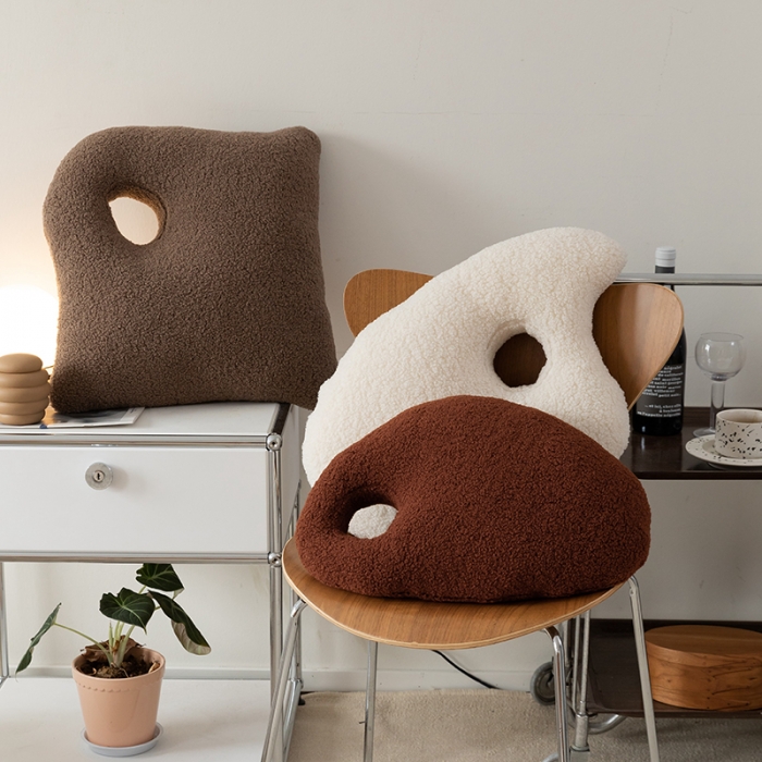 91家纺网 家纺一手货源 找家纺 （总）美茉家居 2021新款调色板异形抱枕