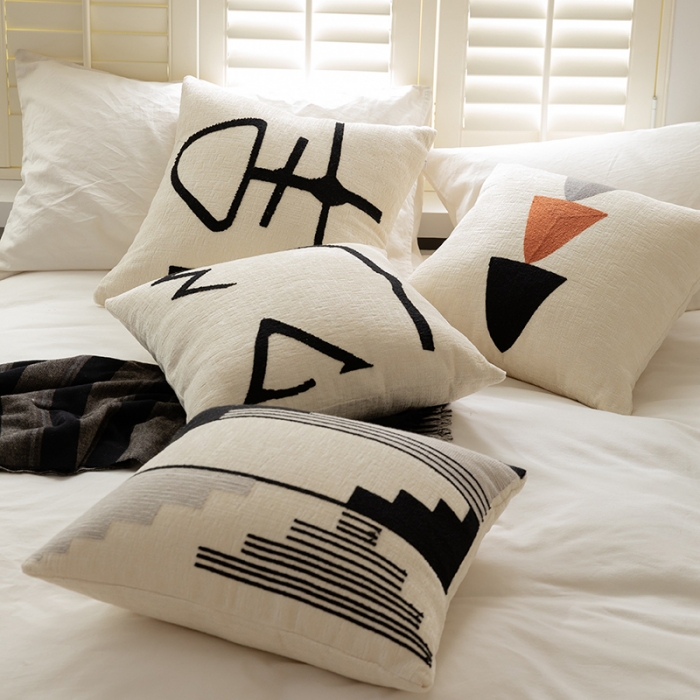 91家纺网 家纺一手货源 找家纺 (总）美茉家居 2021新款雪尼尔刺绣抱枕