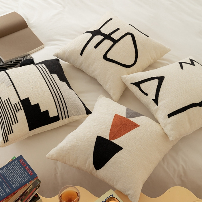 91家纺网 家纺一手货源 找家纺 (总）美茉家居 2021新款雪尼尔刺绣抱枕