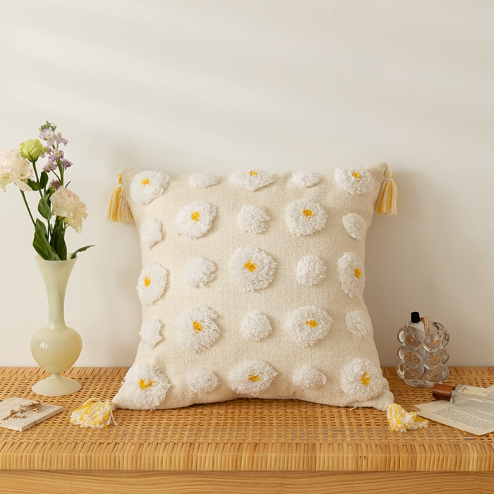 91家纺网 家纺一手货源 找家纺 （总）美茉家居 2021新款雪尼尔簇绒绣小花抱枕