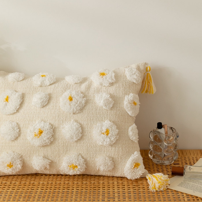 91家纺网 家纺一手货源 找家纺 （总）美茉家居 2021新款雪尼尔簇绒绣小花抱枕