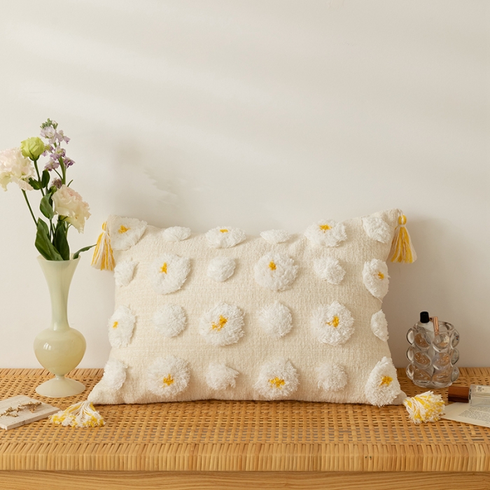 91家纺网 家纺一手货源 找家纺 （总）美茉家居 2021新款雪尼尔簇绒绣小花抱枕
