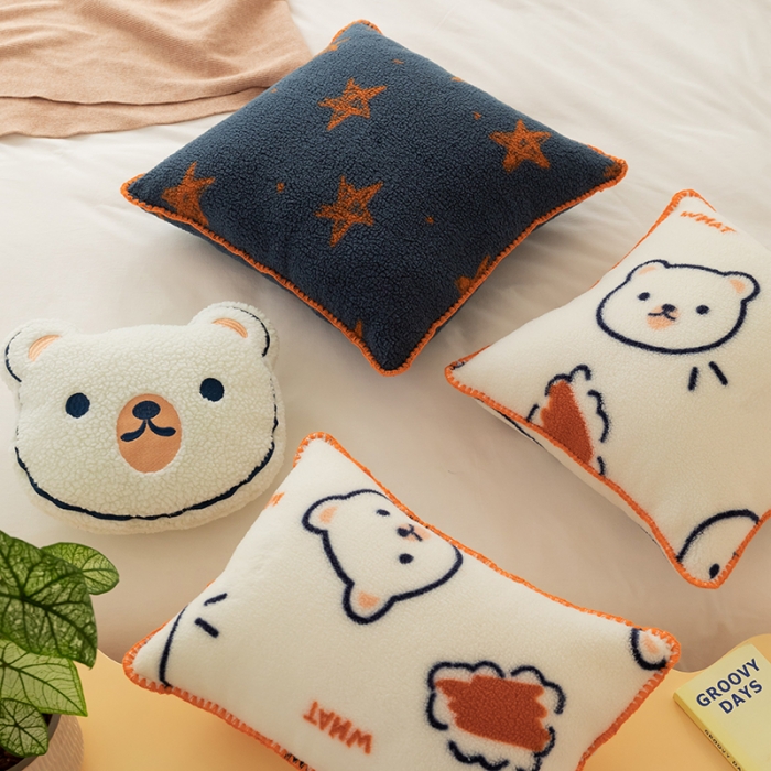 91家纺网 家纺一手货源 找家纺 （总）美茉家居 2021新款羊羔绒印花抱枕