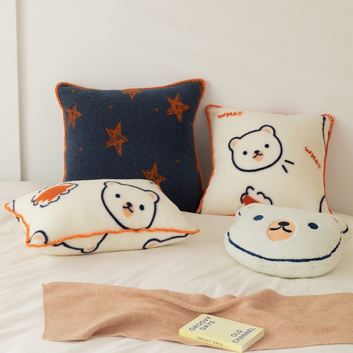 91家纺网 家纺一手货源 找家纺 （总）美茉家居 2021新款羊羔绒印花抱枕