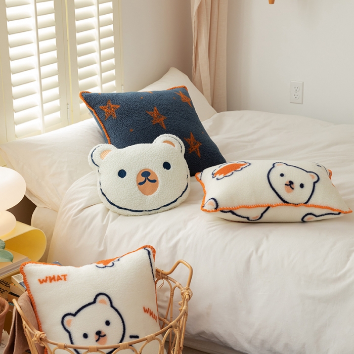 91家纺网 家纺一手货源 找家纺 （总）美茉家居 2021新款羊羔绒印花抱枕