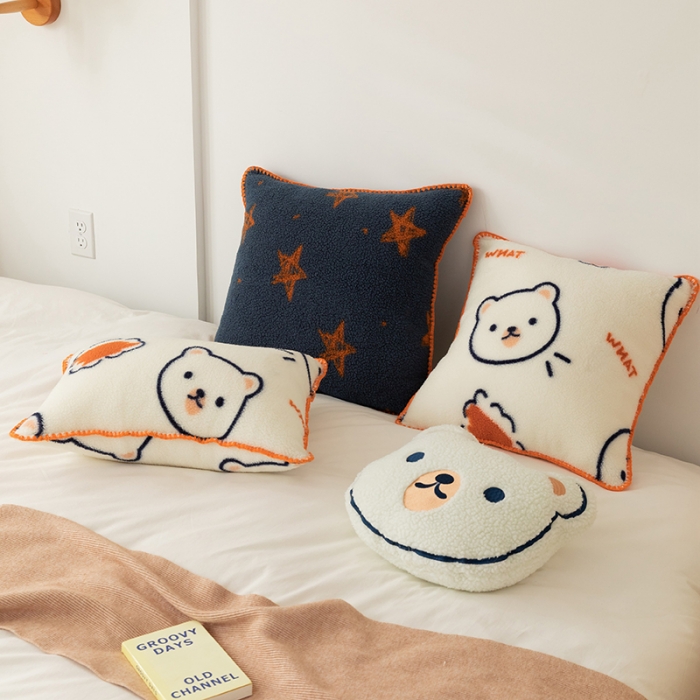 91家纺网 家纺一手货源 找家纺 （总）美茉家居 2021新款羊羔绒印花抱枕