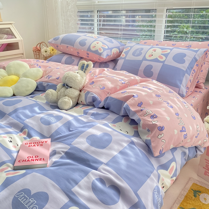 91家纺网 家纺一手货源 找家纺 曼之夏 2022新款13372全棉清新印花四件套 宝心软糖兔