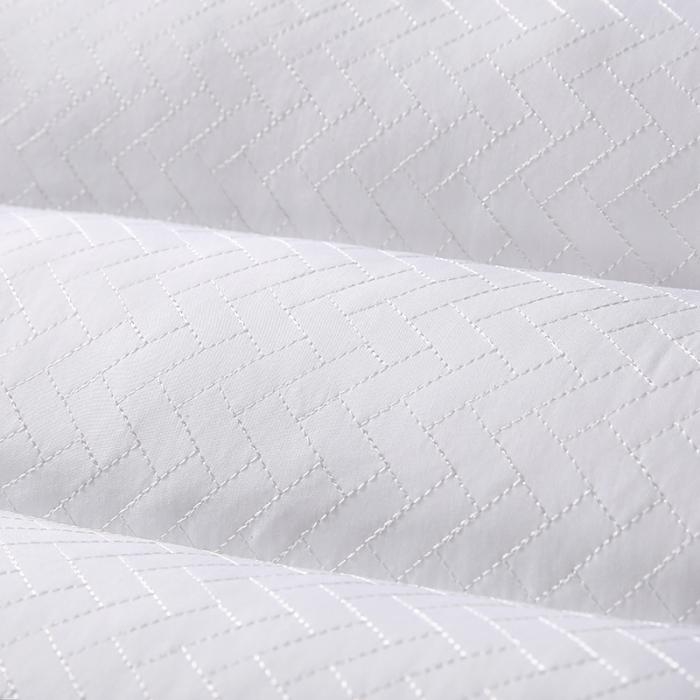 91家纺网 家纺一手货源 找家纺 日式全棉简约绗缝羽丝绒可水洗枕头定型护颈单人安睡枕芯