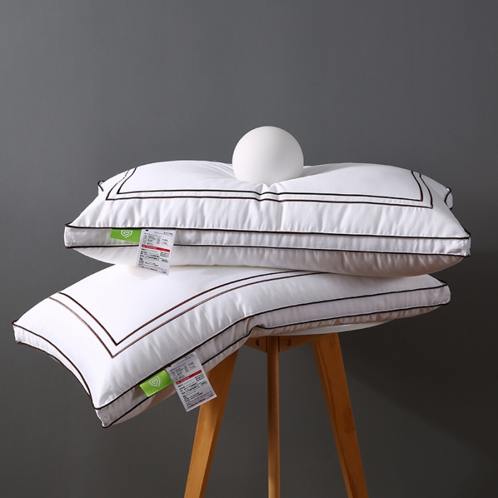 91家纺网 家纺一手货源 找家纺 轻奢简约全棉贡缎刺绣工艺酒店枕芯可水洗护颈舒适枕头单人软枕