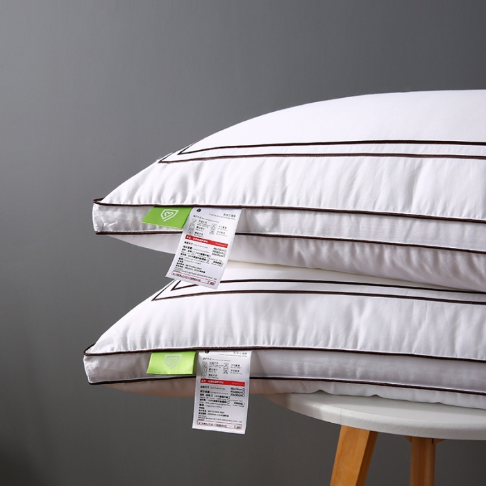 91家纺网 家纺一手货源 找家纺 轻奢简约全棉贡缎刺绣工艺酒店枕芯可水洗护颈舒适枕头单人软枕