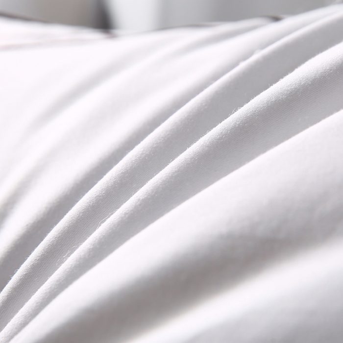 91家纺网 家纺一手货源 找家纺 轻奢简约全棉贡缎刺绣工艺酒店枕芯可水洗护颈舒适枕头单人软枕