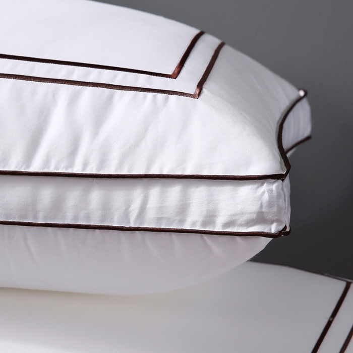 91家纺网 家纺一手货源 找家纺 轻奢简约全棉贡缎刺绣工艺酒店枕芯可水洗护颈舒适枕头单人软枕