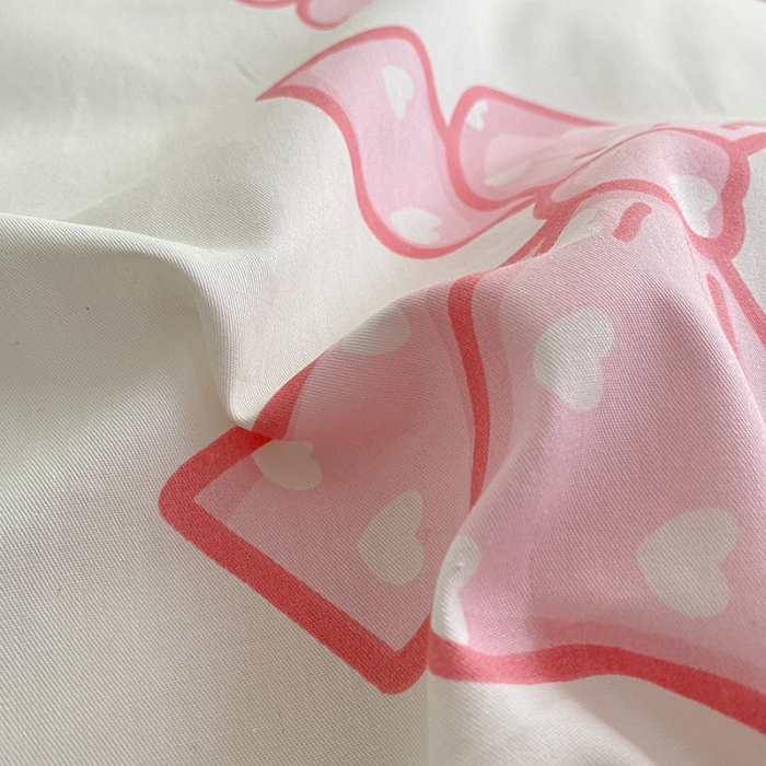 91家纺网 家纺一手货源 找家纺 雅居纺家纺 2022新款13070全棉印花四件套 草莓蝴蝶结