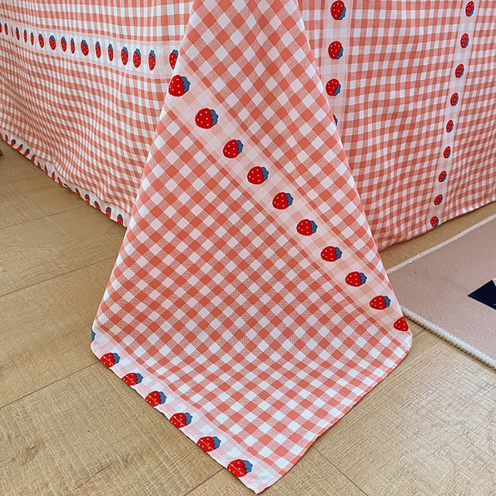 91家纺网 家纺一手货源 找家纺 雅居纺家纺 2022新款13070全棉印花四件套 草莓蝴蝶结