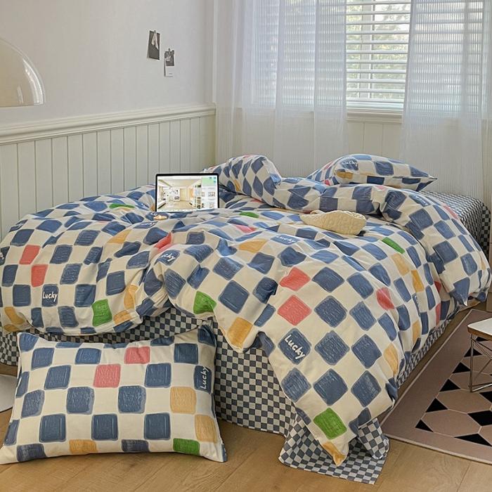 91家纺网 家纺一手货源 找家纺 雅居纺家纺 2022新款13070全棉印花四件套 俄罗斯方块