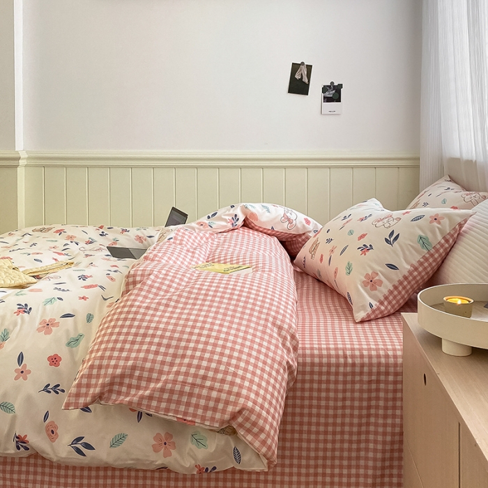 91家纺网 家纺一手货源 找家纺 雅居纺家纺 2022新款13070全棉印花四件套 快乐花海