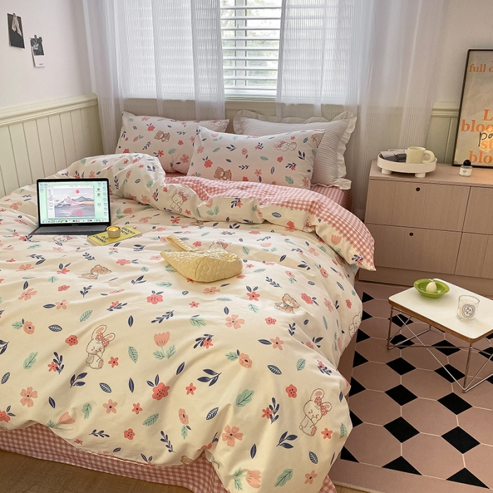 91家纺网 家纺一手货源 找家纺 雅居纺家纺 2022新款13070全棉印花四件套 快乐花海