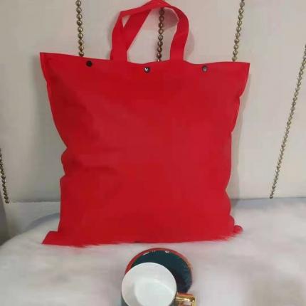 91家纺网 家纺一手货源 找家纺 短毛绒抱枕虎年抱枕礼品枕赠品抱枕直播秒杀定制内胆可拆洗星字旗