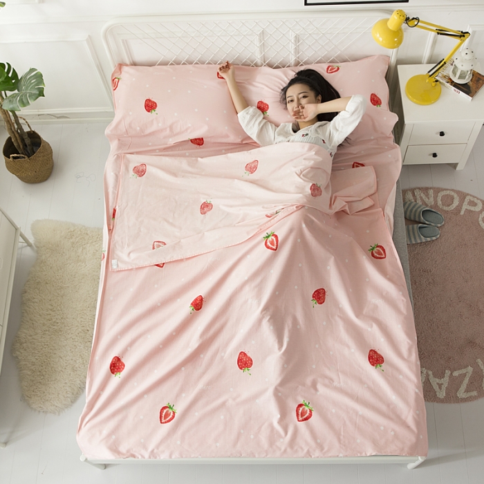 91家纺网 家纺一手货源 找家纺 怡家居 全棉隔脏睡袋 印花草莓