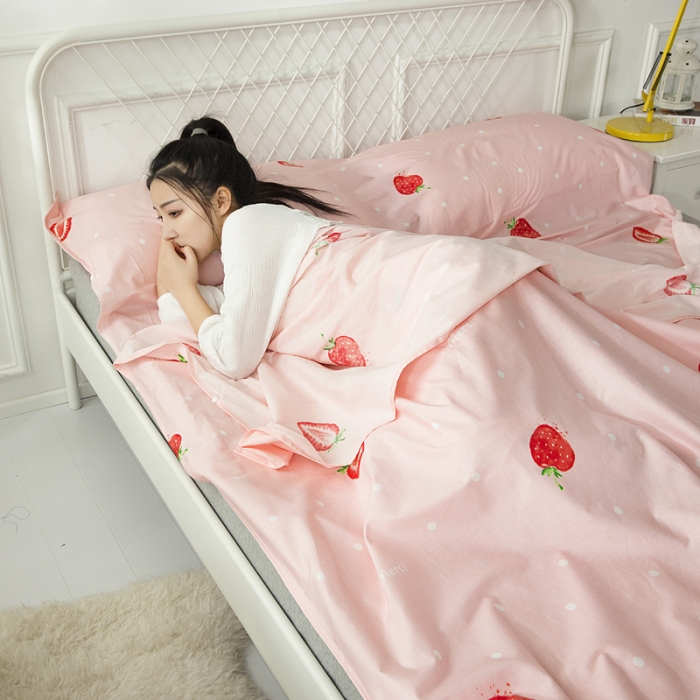 91家纺网 家纺一手货源 找家纺 怡家居 全棉隔脏睡袋 印花草莓