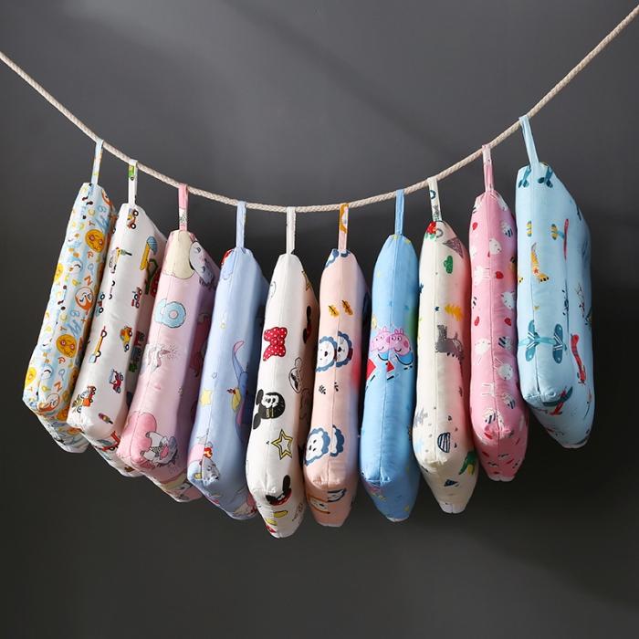 91家纺网 家纺一手货源 找家纺 全棉印花儿童经典卡通图案可水洗枕头定型呵护枕芯婴童软枕