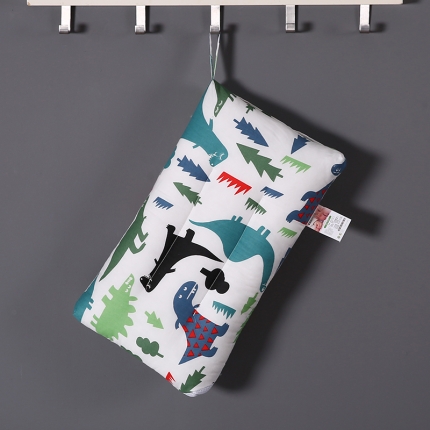 91家纺网 家纺一手货源 找家纺 全棉印花儿童经典卡通图案可水洗枕头定型呵护枕芯婴童软枕