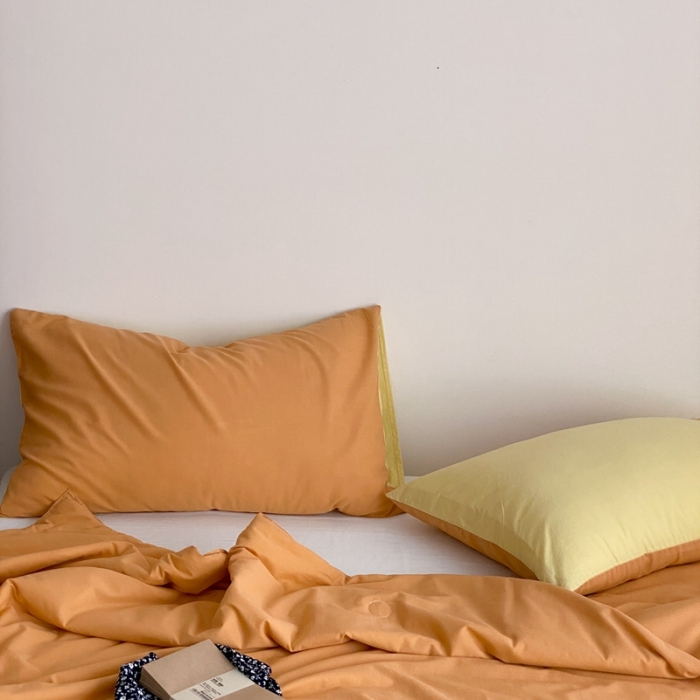 91家纺网 家纺一手货源 找家纺 梦享生活 2022新款水洗棉双拼大豆纤维夏被 橙色双拼柠檬黄