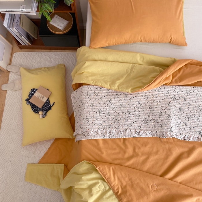 91家纺网 家纺一手货源 找家纺 梦享生活 2022新款水洗棉双拼大豆纤维夏被 橙色双拼柠檬黄