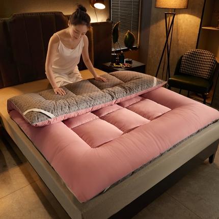 91家纺网 家纺一手货源 找家纺 羽涵家纺大豆纤维学生床垫成人款 玉色