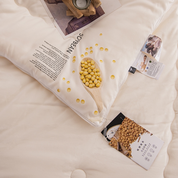 91家纺网 家纺一手货源 找家纺 丽卡家纺 2023新款相亲相爱系列大豆被子被芯子母被 白色