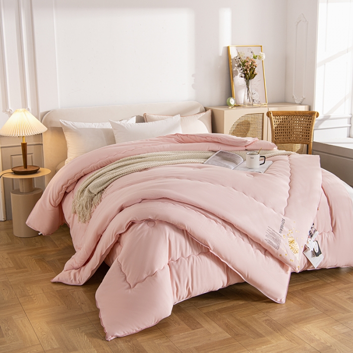 91家纺网 家纺一手货源 找家纺 丽卡家纺 2023新款相亲相爱系列大豆被子被芯子母被 粉色