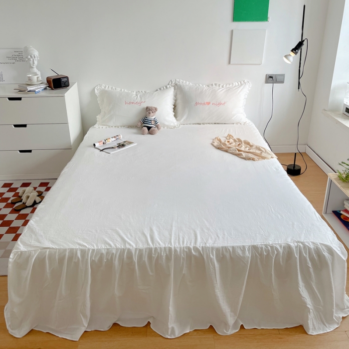 91家纺网 家纺一手货源 找家纺 六巷胡同 2022春夏新品ins风水洗棉单品床裙三件套 ins本白