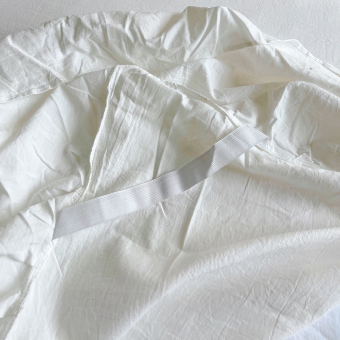 91家纺网 家纺一手货源 找家纺 六巷胡同 2022春夏新品ins风水洗棉单品床裙三件套 ins本白