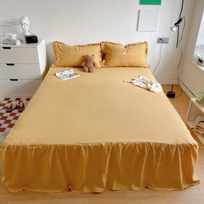 91家纺网 家纺一手货源 找家纺 六巷胡同 2022春夏新品ins风水洗棉单品床裙三件套 ins姜黄