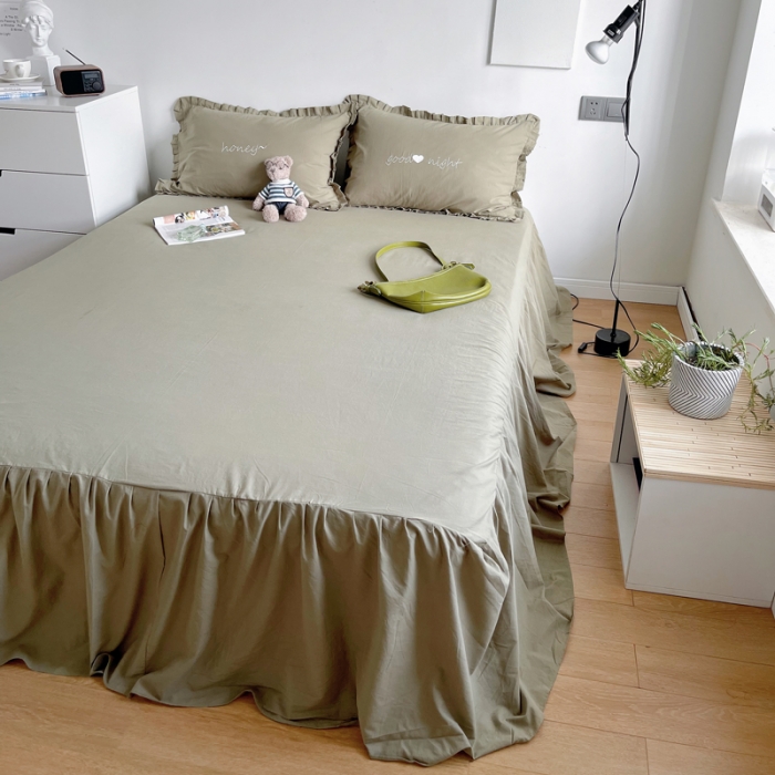 91家纺网 家纺一手货源 找家纺 六巷胡同 2022春夏新品ins风水洗棉单品床裙三件套 ins米绿