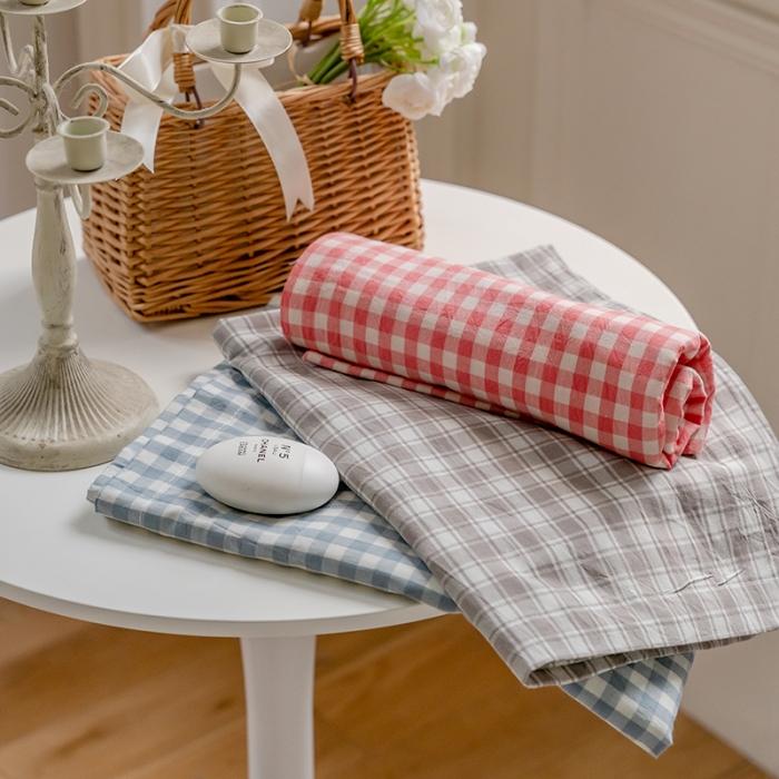 91家纺网 家纺一手货源 找家纺 2021日式原棉小提花情侣长枕芯 全棉亲子双人低枕头1.5m