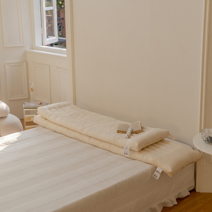 91家纺网 家纺一手货源 找家纺 2021日式原棉小提花情侣长枕芯 全棉亲子双人低枕头1.5m