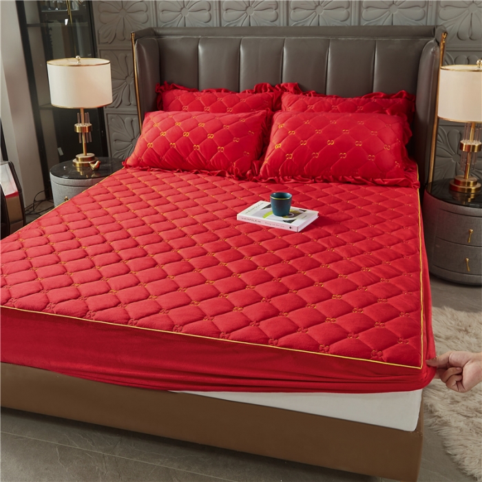 91家纺网 家纺一手货源 找家纺 十个点家纺 2021新款倾国倾城水晶绒夹棉床笠 大红