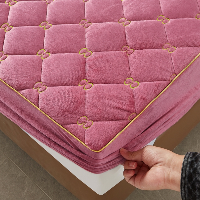 91家纺网 家纺一手货源 找家纺 十个点家纺 2021新款倾国倾城水晶绒夹棉床笠 豆沙