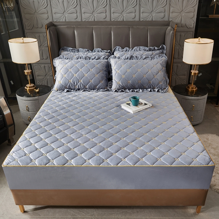 91家纺网 家纺一手货源 找家纺 十个点家纺 2021新款倾国倾城水晶绒夹棉床笠 灰色