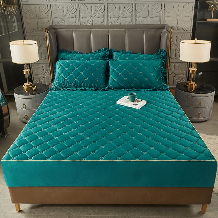 91家纺网 家纺一手货源 找家纺 十个点家纺 2021新款倾国倾城水晶绒夹棉床笠 绿色