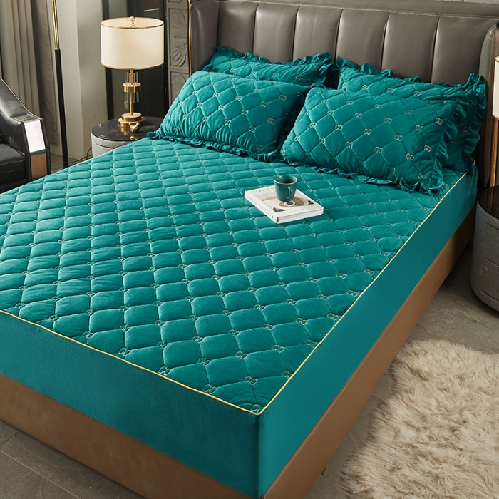 91家纺网 家纺一手货源 找家纺 十个点家纺 2021新款倾国倾城水晶绒夹棉床笠 绿色