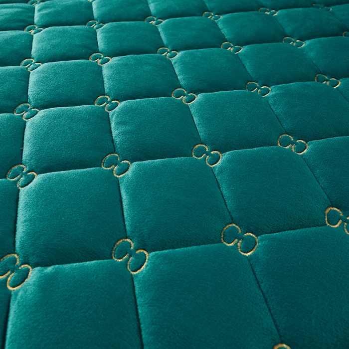 91家纺网 家纺一手货源 找家纺 十个点家纺 2021新款倾国倾城水晶绒夹棉床笠 绿色