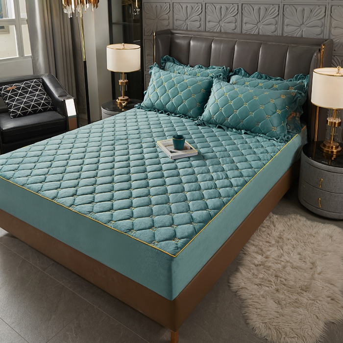 91家纺网 家纺一手货源 找家纺 十个点家纺 2021新款倾国倾城水晶绒夹棉床笠 水墨绿