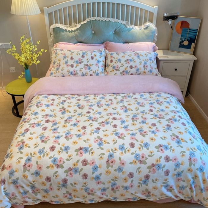 91家纺网 家纺一手货源 找家纺 棉生活家纺 2021新款冰岛臻棉绒印花四件套 繁花漫漫