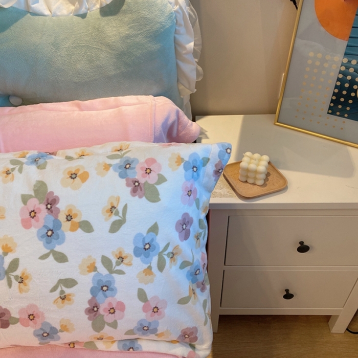 91家纺网 家纺一手货源 找家纺 棉生活家纺 2021新款冰岛臻棉绒印花四件套 繁花漫漫