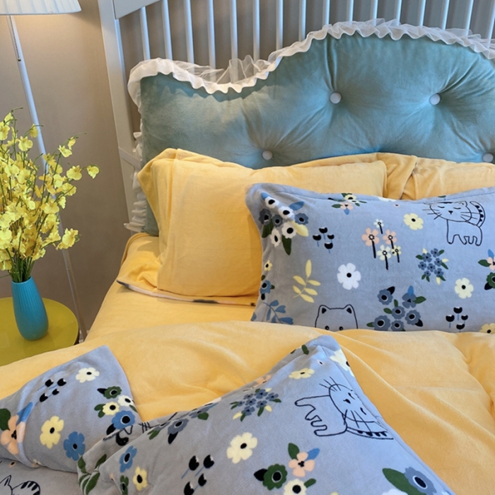 91家纺网 家纺一手货源 找家纺 棉生活家纺 2021新款冰岛臻棉绒印花四件套 喵小姐灰